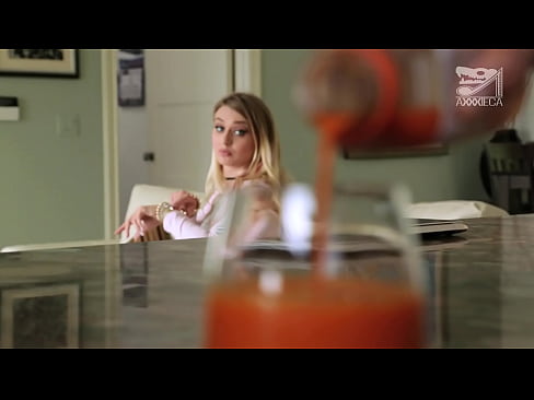 ❤️ بڑی چھاتی اور تنگ بلی کے ساتھ گرم، شہوت انگیز لڑکی ہارے ہوئے سے لنڈ ہو جاتا ہے، لیکن بہت مشکل ☑  ہم پر ur.zoomporno.ru ️❤