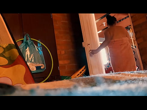 ❤️ میرے چچا شاور میں میرا پیچھا کرتے ہیں، جب میں شاور لیتا ہوں تو وہ مجھے چودتا ہے۔ ☑  ہم پر ur.zoomporno.ru ️❤